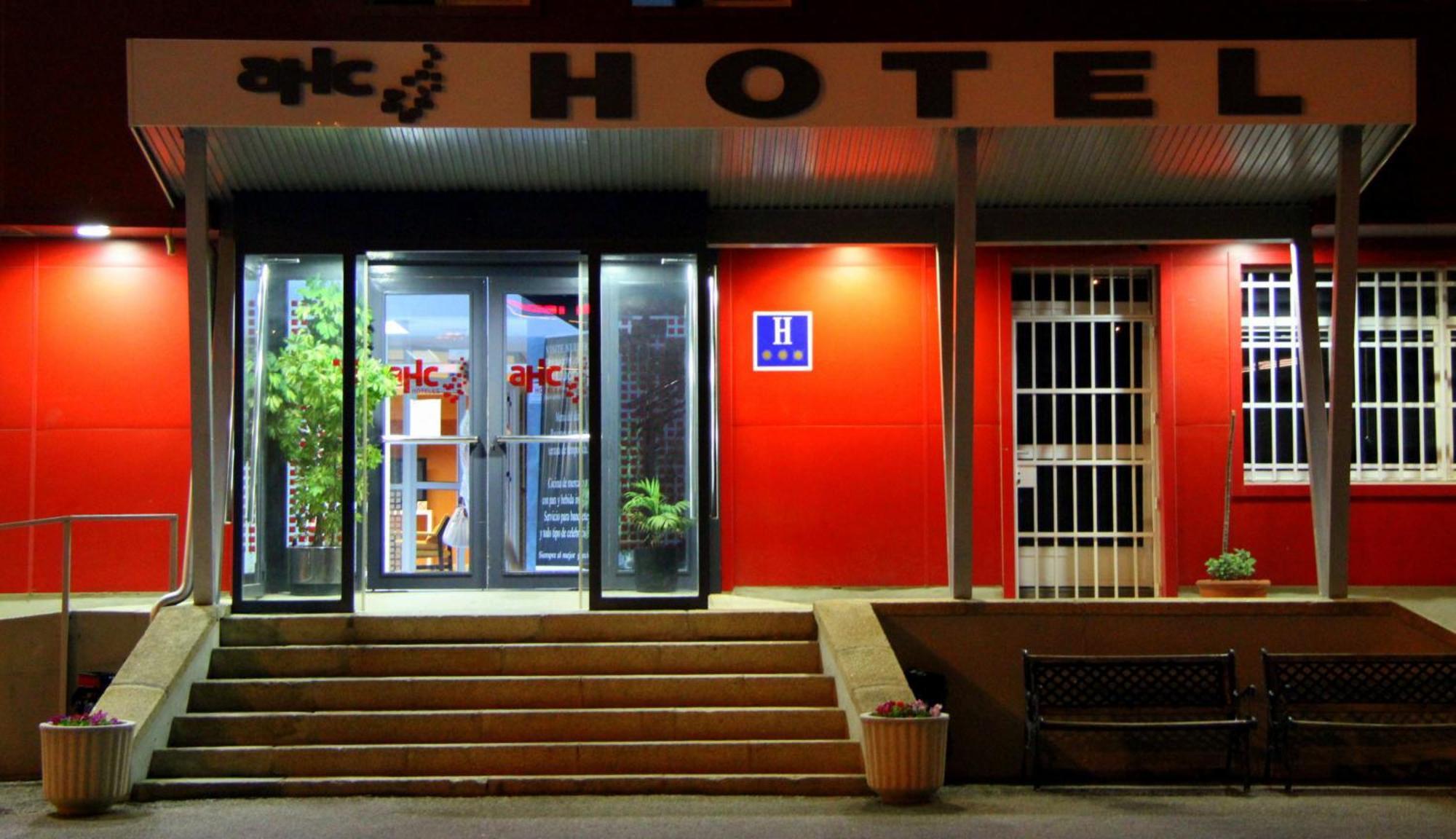Ahc Hoteles Caces Exteriör bild