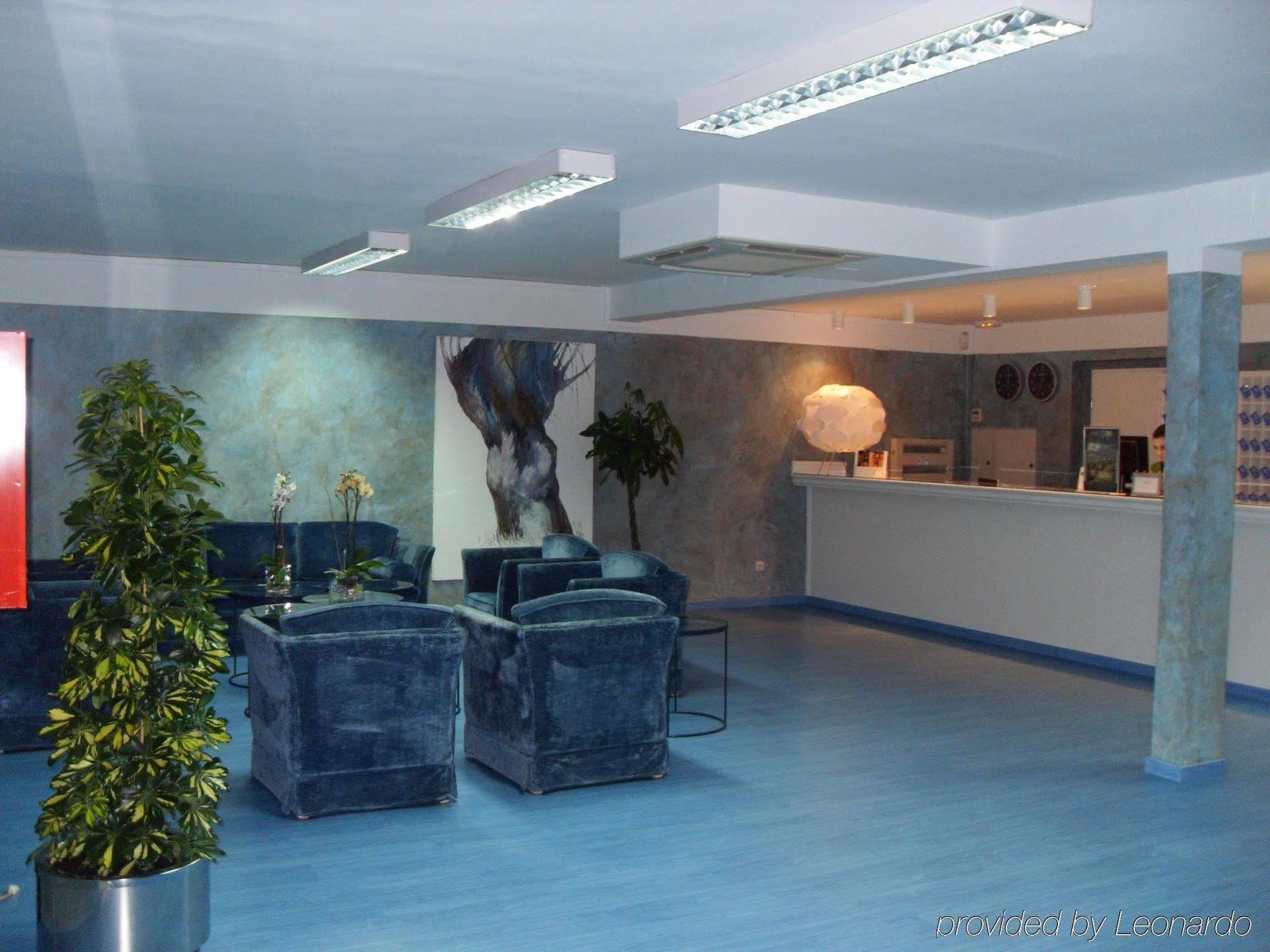 Ahc Hoteles Caces Inreriör bild